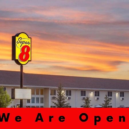 Super 8 By Wyndham Lewistown Hotel Екстериор снимка