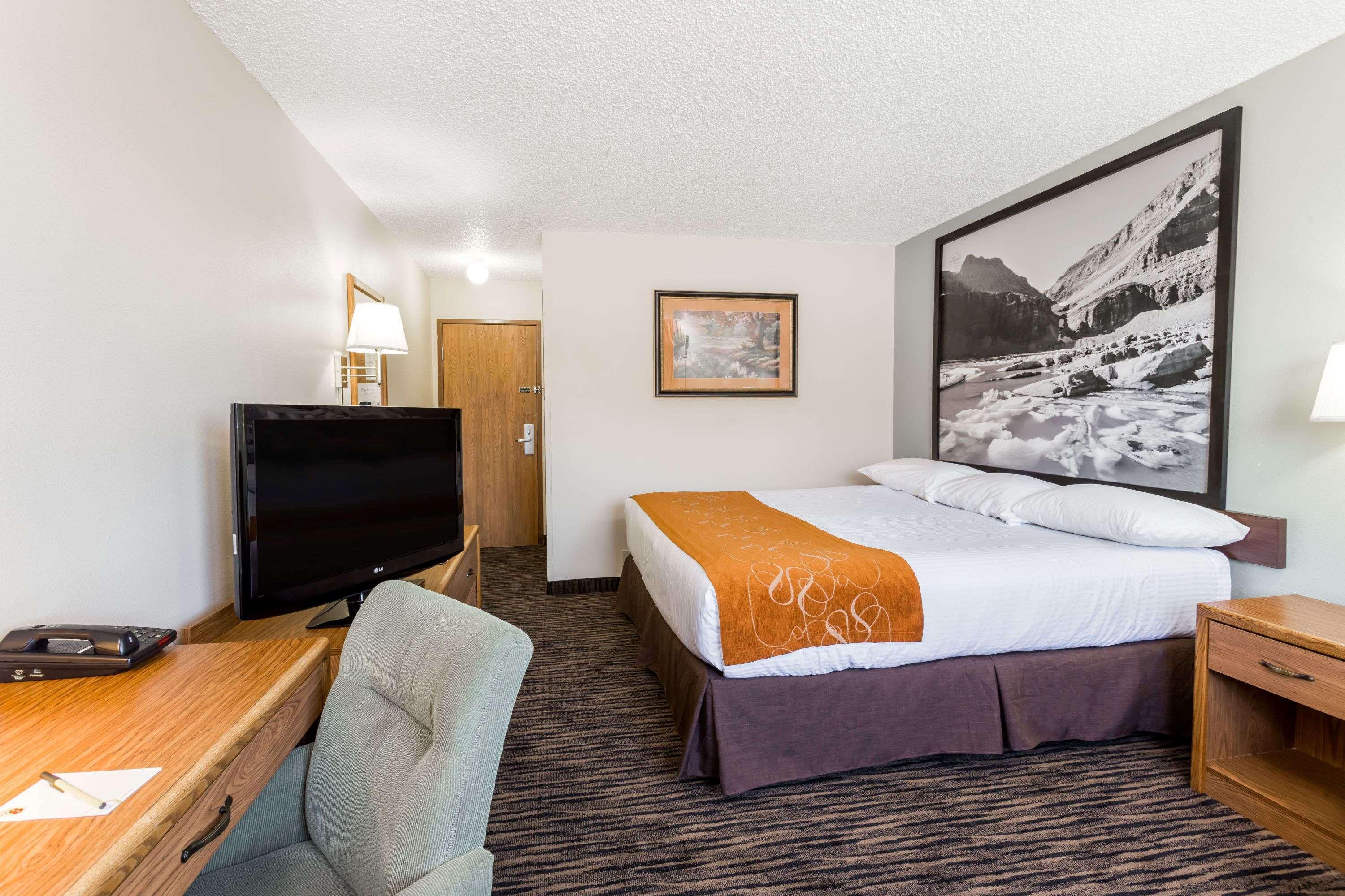 Super 8 By Wyndham Lewistown Hotel Екстериор снимка